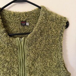 Tabask Knit Alpaca Wool Blend Vest | Green
